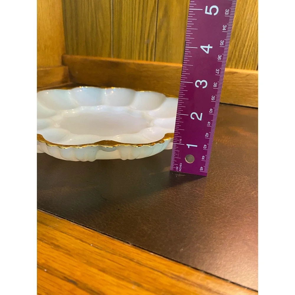 Vintage Deviled Egg Platter Milk Glass White Gold Excellent Scalloped 9 Inch‎
